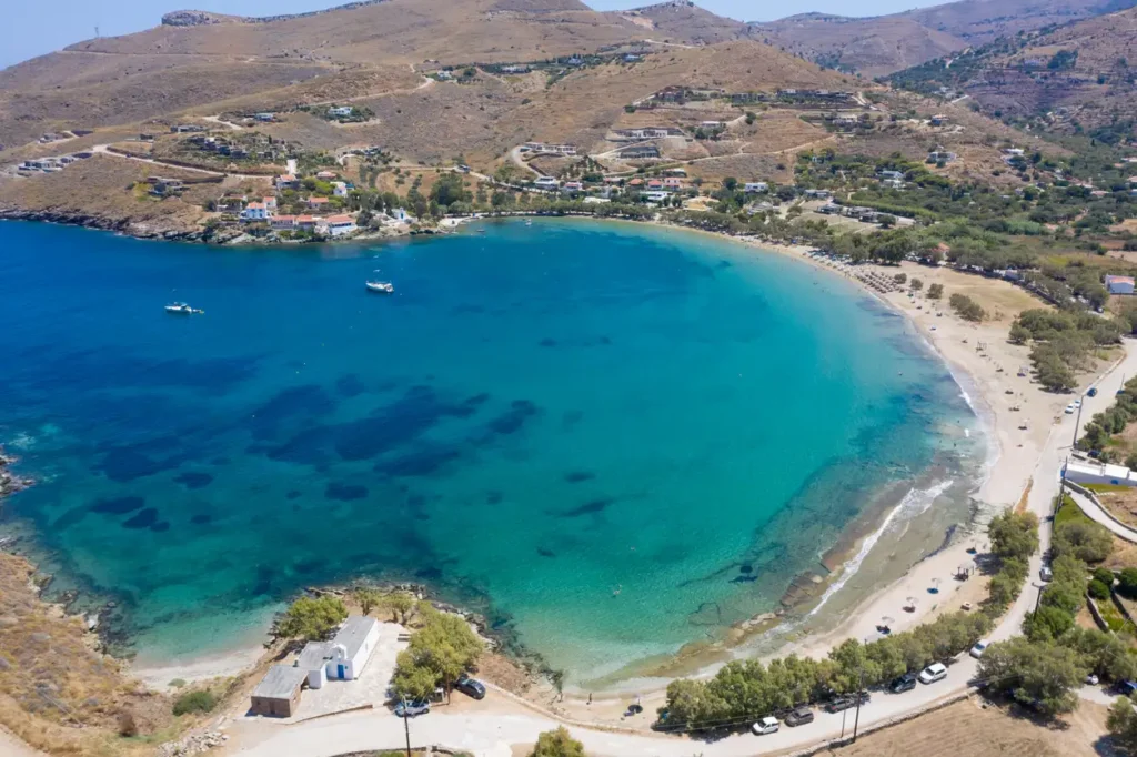 Κεά: Ο όρμος του Οτζιά