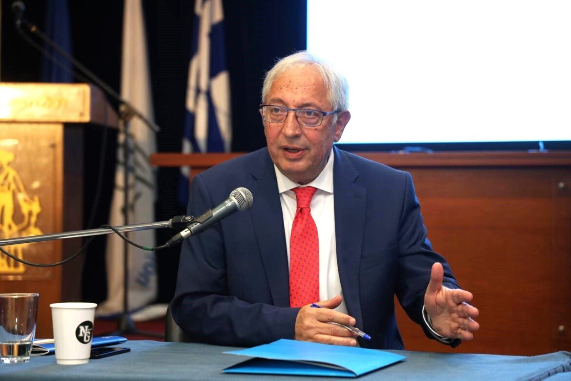 Θεόδωρος Αμπατζόγλου