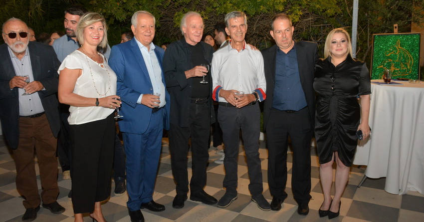 Καλλιθέα: Εγκαίνια της έκθεσης Faces & Bodies του Μάνου Ιωαννίδη στη Δημοτική Πινακοθήκη Καλλιθέας