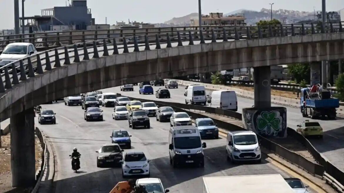 Κίνηση στους δρόμους της Αθήνας