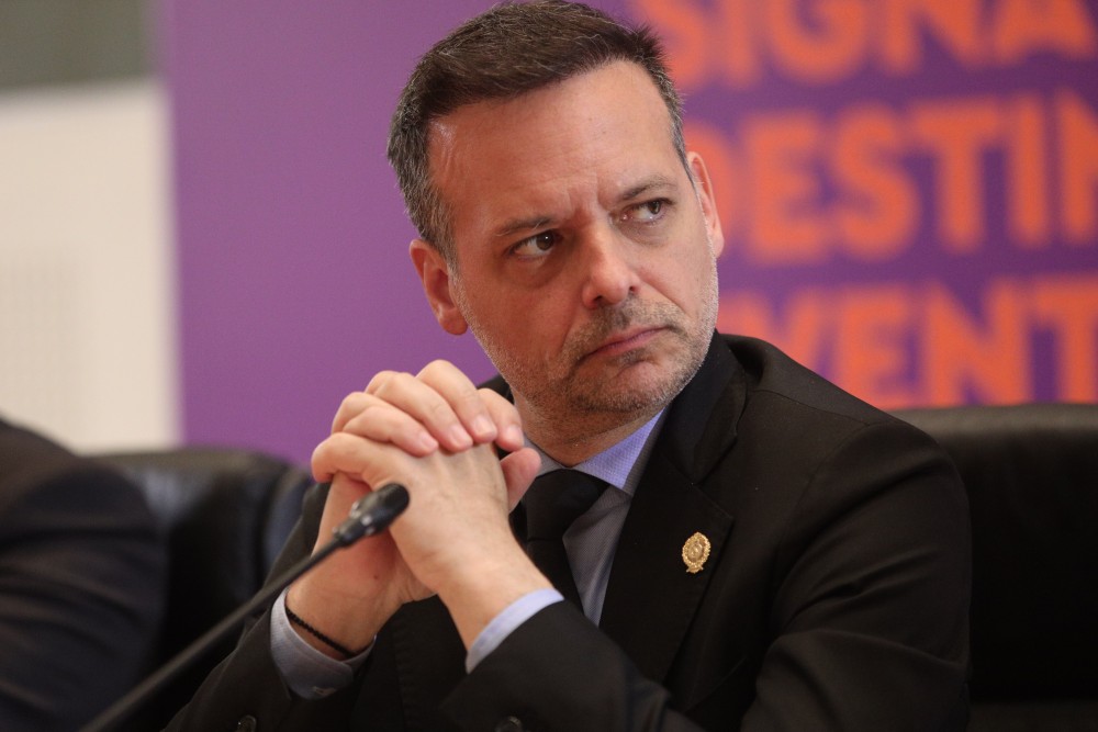 Ο Δήμαρχος Αθηναίων, Χάρης Δούκας