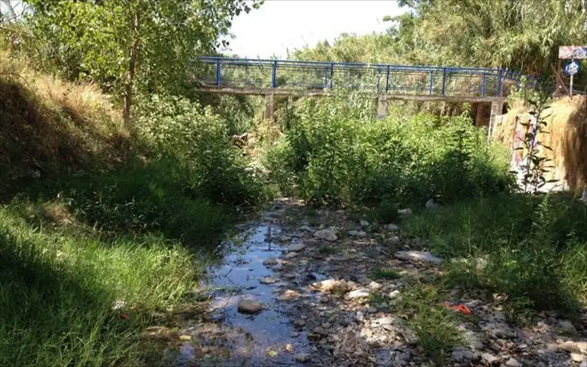 Αττική, το ρέμα της Πικροδάφνης