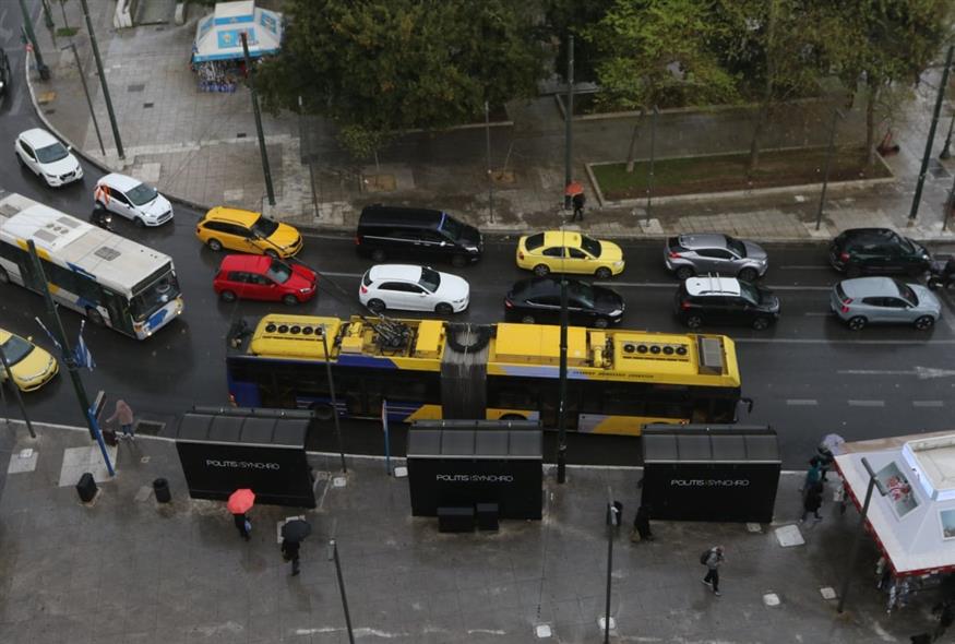 κίνηση στους δρόμους της Αθήνας 