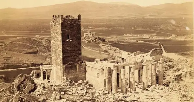 πύργος της Ακρόπολης