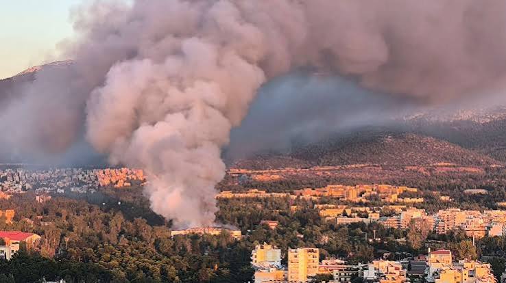 καταστροφή του θεάτρου Μπάντμιντον από πυρκαγιά