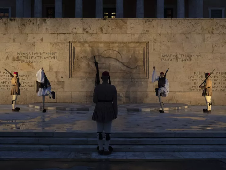 Μνημείο του Αγνώστου Στρατιώτη στο Σύνταγμα